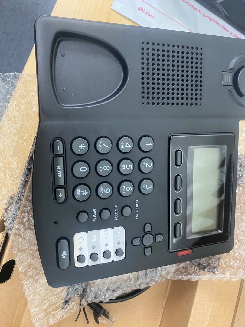 IP phone (Category: Other Accessories) located in Singapore. Submitted by babystitch1983 (Listing ID 1371927902, Image 1). Description: Selling a brand new ip phone..