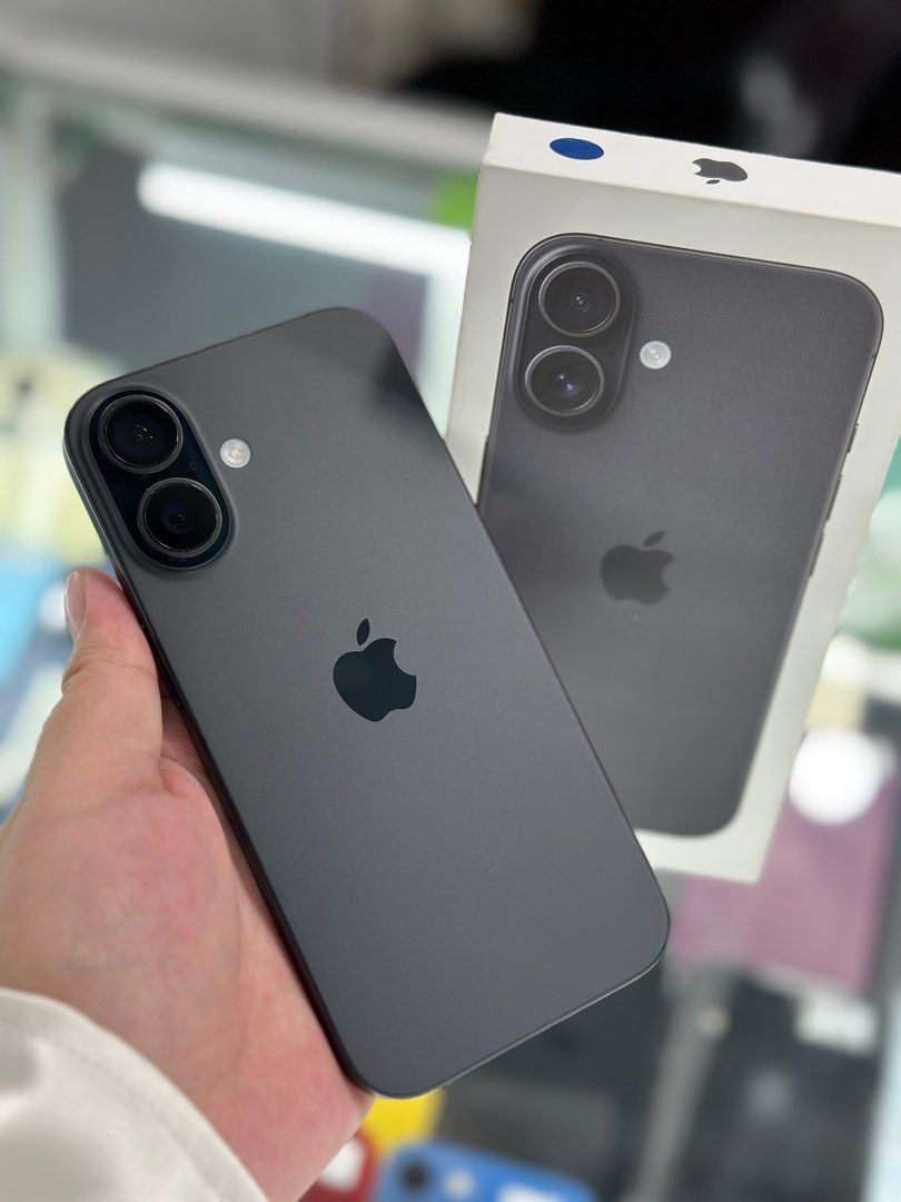 iphone 16 128gb factory unlock (Category: iPhone 16 Series) located in San Juan City. Submitted by jalailahmamosaca (Listing ID 1371946970, Image 2). Description: iphone 16 128gb factory unlock black 100bh 65cyclecount no issue no dents with reciept from pwermac with orig charger freebies case tempered Open for COD/COP + SF Manila area (sameday delivery) Province area (via LBC) required DP to avoid cancellations Physical store: Greenhills Shoppin