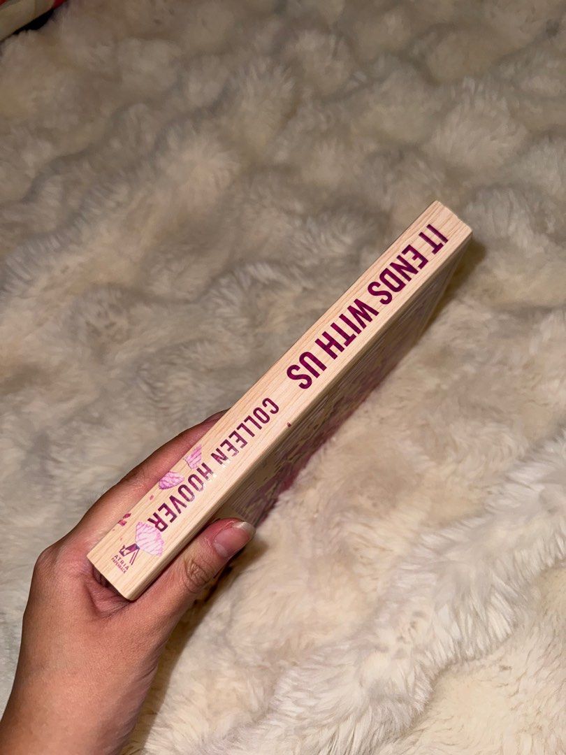 It Ends With Us Colleen Hoover (Category: Storybooks) located in Las Pinas. Submitted by privari (Listing ID 1372017352, Image 2). Description: .