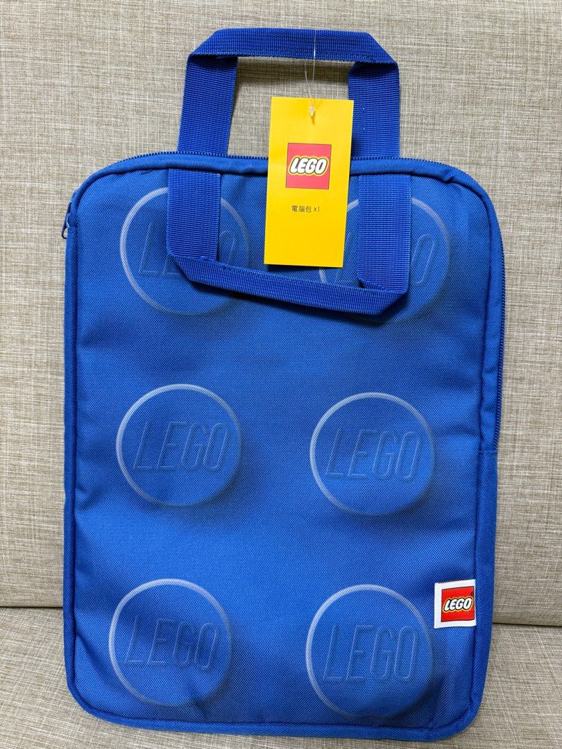 由 gblue3637981 (刊登 ID 1371960316，圖片 1) 提交，位於 台北市 (Taipei) 的 全新/LEGO電腦包/藍色 (類別：筆記型電腦包包)，說明：全新/LEGO電腦包/藍色。