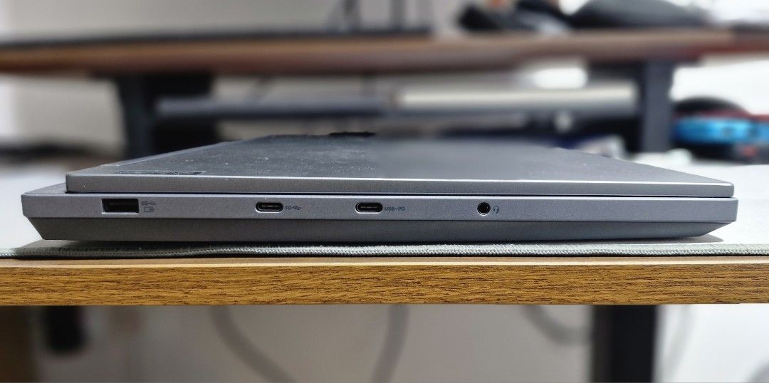 Lenovo Legion 5 16IRX9 (Category: Laptops & Notebooks) located in Singapore. Submitted by soras (Listing ID 1371987955, Image 3). Description: Want to sell Lenovo Legion 5 16IRX9 laptop. Original 230W charger included with lenovo laptop bag Specs: 15.6 inches Screen, 2560x1600,165Hz I7-14650HX RTX 4050 16Gb RAM 512Gb SSD 21 months left on warranty.
