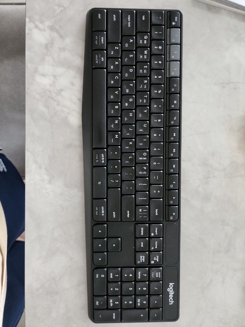 Logitech Keyboard k375s with Korea characters (Category: Computer Keyboard) located in Singapore. Submitted by huili1307 (Listing ID 1371964127, Image 1). Description: korea keyboard.