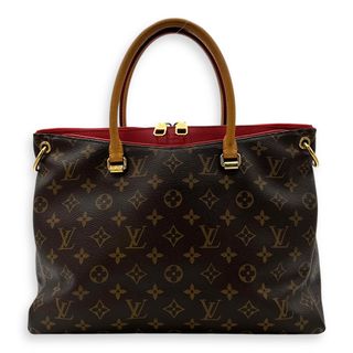 (Category: ) located in . Submitted by carousellluxury (Listing ID 1371972594, Image 1). Description: .