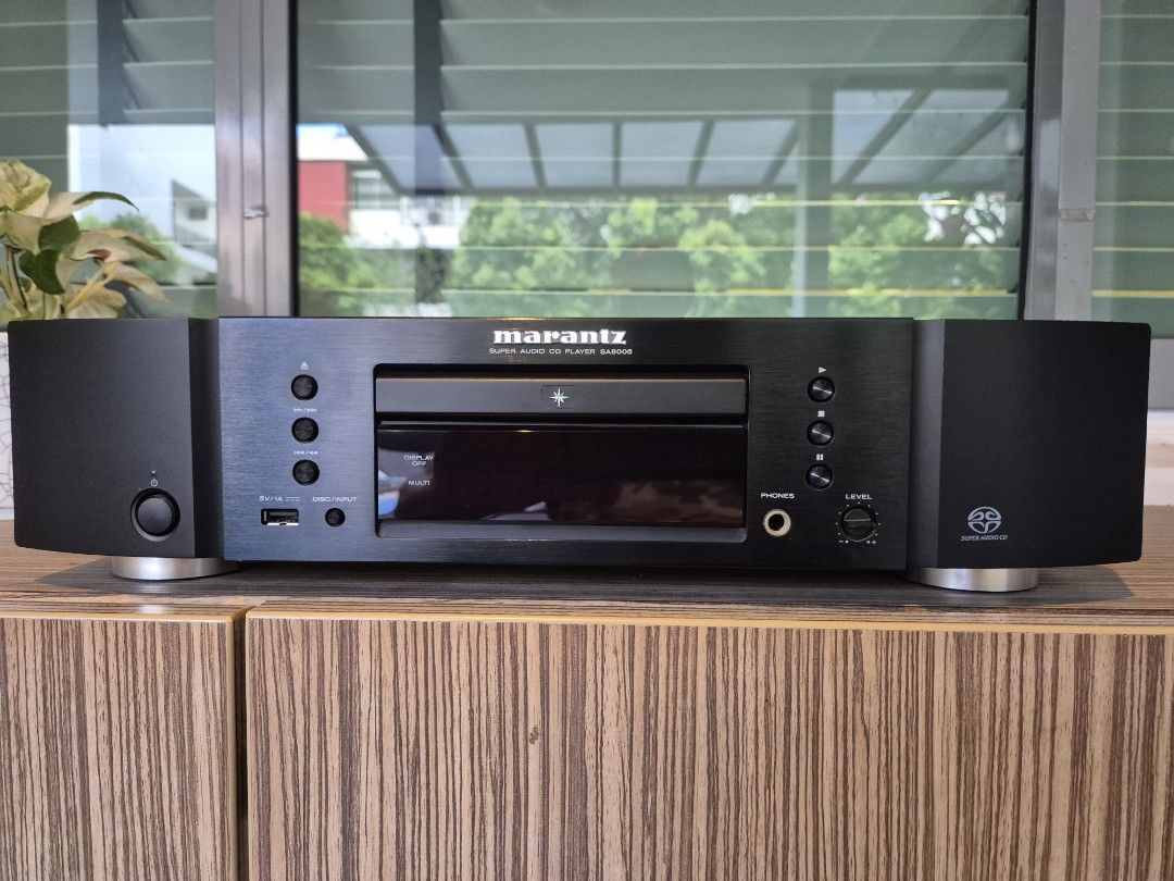 Marantz SA8005 SACD player (Category: Other Audio Equipment) located in Singapore. Submitted by funkyjazz (Listing ID 1372016934, Image 1). Description: Great sounding, musical sacd player in working condition. Read most disc but sometimes has error for certain disc. Suggestion for maintenance servicing to improve disc reading quality..