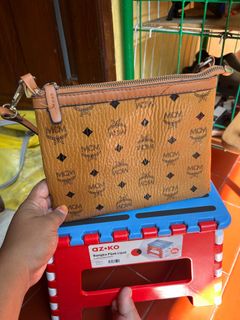 (Kategori: ) berada di . Dikirim oleh preloved_barangque (ID iklan 1371930051, Gambar 1). Deskripsi: .