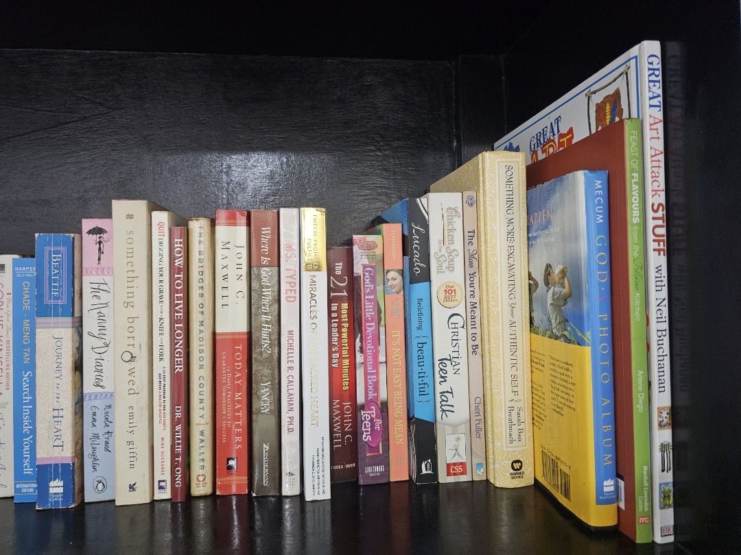 Miscellaneous books (₱50 EACH) (Category: Storybooks) located in Pasig City. Submitted by kabechoco (Listing ID 1372005239, Image 2). Description: PHP 50 each PHP 350 for 10.
