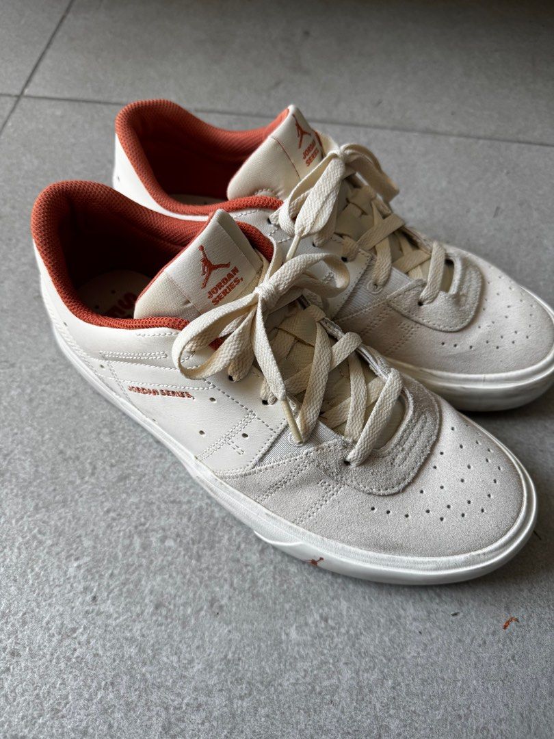 Nike Air Jordan series ES (Category: Sneakers) located in San Juan City. Submitted by steffchua (Listing ID 1372080795, Image 3). Description: Used only once No box Men’s size 8 Women’s size 9 JPN 26cm.