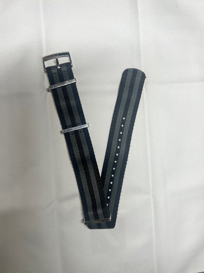 Omega Bond Nylon Nato Strap 21mm (Category: Women's Watches) located in Manila. Submitted by mr.arnie (Listing ID 1372020139, Image 1). Description: Original Omega Nato Strap 21mm wide 100% original Hairline scratches on the buckle No more box.