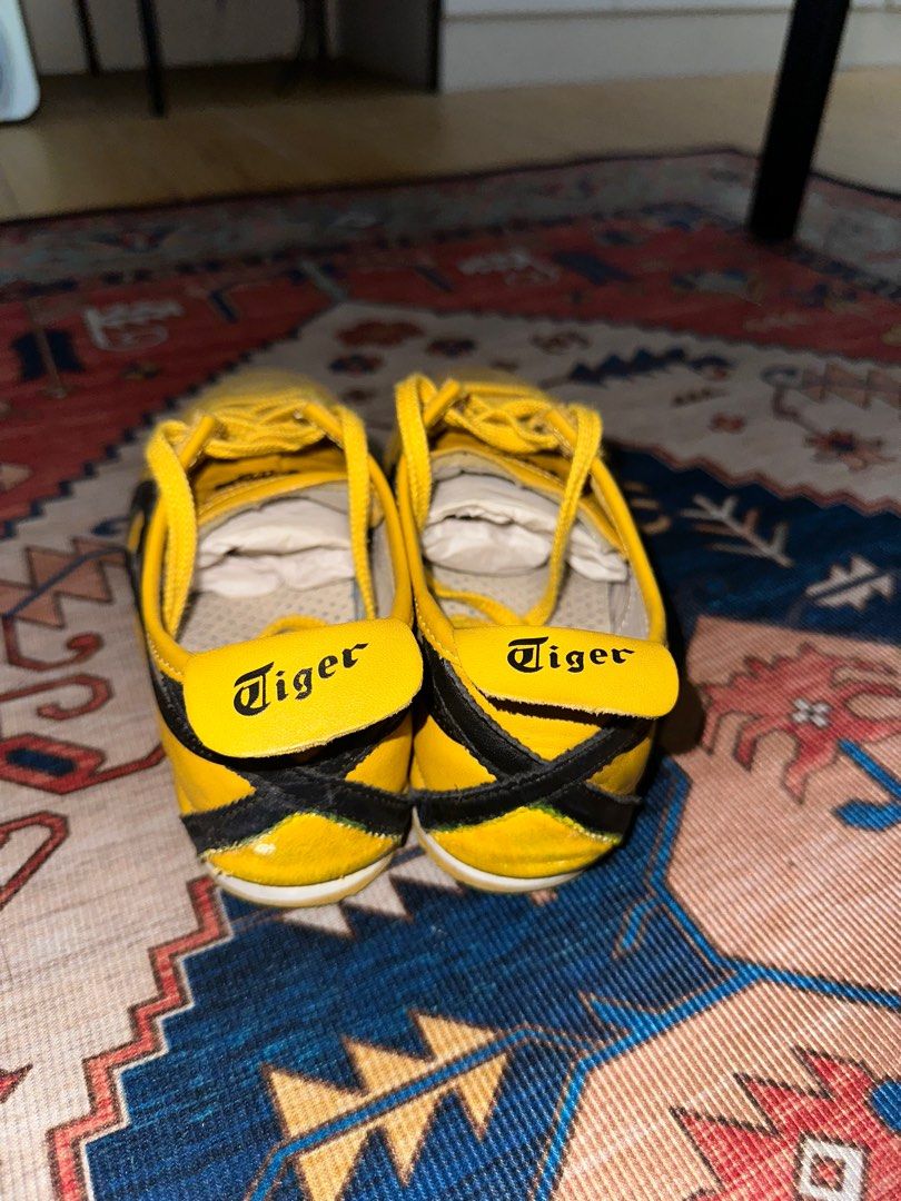 Onistuka Tiger - Mexico 66 Kill Bill (Category: Sneakers) located in Manila. Submitted by user529061 (Listing ID 1371971717, Image 2). Description: Issue: painted heel tab.