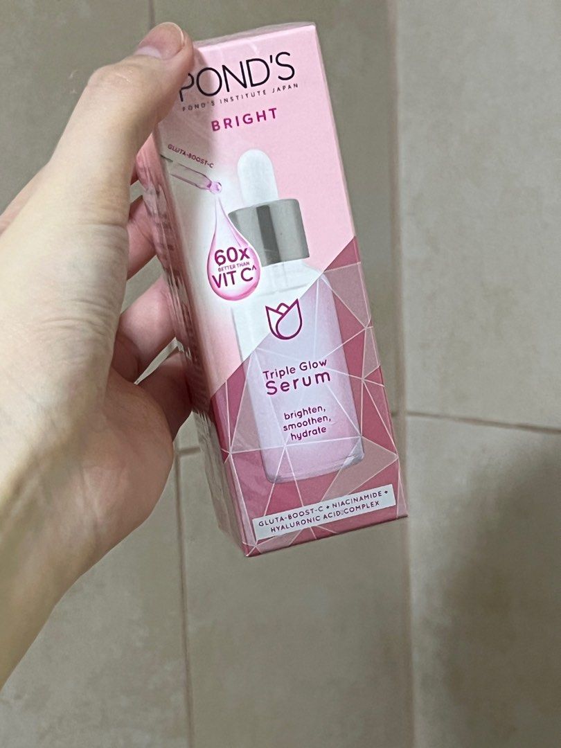 Ponds Triple Glow Serum (Category: Face Care) located in Manila. Submitted by mollies.closet (Listing ID 1371906303, Image 1). Description: M.