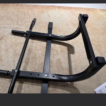 Pull back bar (Category: Toning & Stretching Accessories) located in Singapore. Submitted by linebrownie (Listing ID 1372060508, Image 2). Description: .