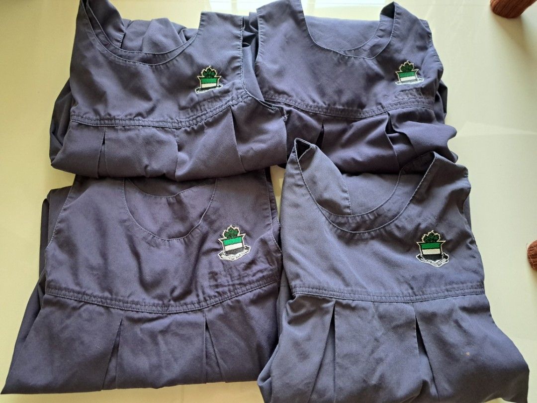 RGPS pinafore size 10 (Category: Babies & Kids Fashion) located in Singapore. Submitted by huxley (Listing ID 1371925708, Image 1). Description: 4 pieces of size 10 RGPS pinafore all come with belts please note 2 of the belts have no velcro so have to sew your own velcro or hooks 1 has slight tear at armpit which isn't visible when worn and can be easily mended please take all 4 as a set.