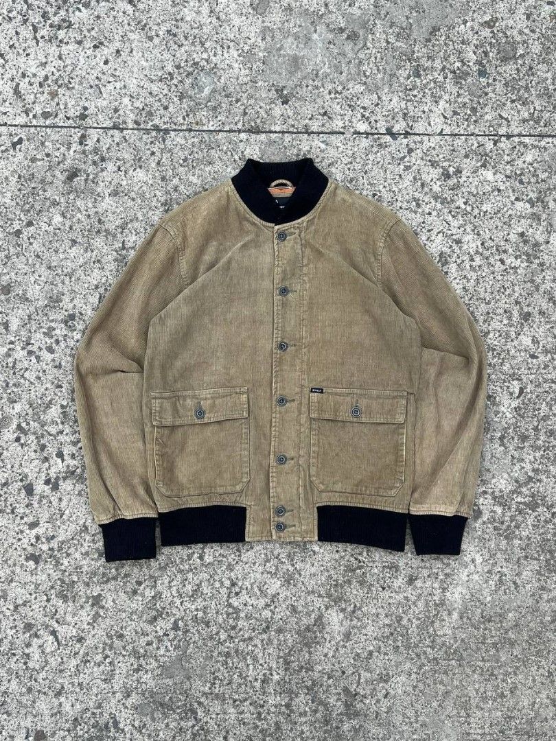 RVCA Collective Wool Bomber Jacket (Category: Coats, Jackets and Outerwear) located in Manila. Submitted by affordable_att1icc (Listing ID 1371936645, Image 1). Description: RVCA Collective Wool Bomber Jacket L: 26 W: 21.