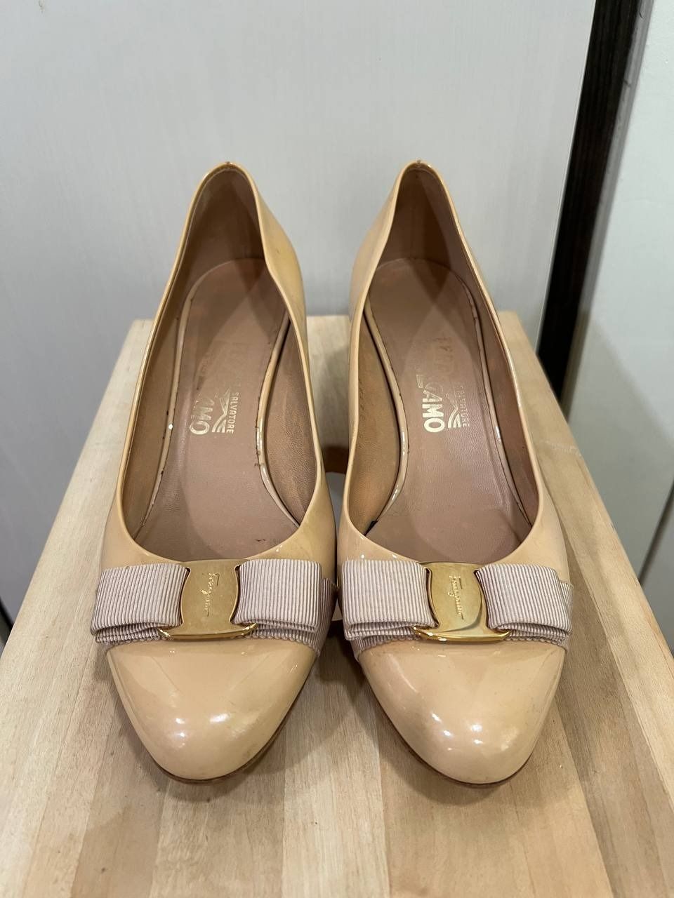 *フェラガモ *パンプス CARLA 55 6 D フェラガモ *パンプス CARLA 55 6 D