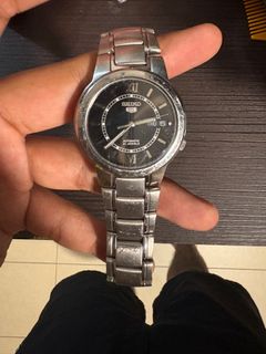 (Category: ) located in . Submitted by hanszzo (Listing ID 1372059719, Image 1). Description: .