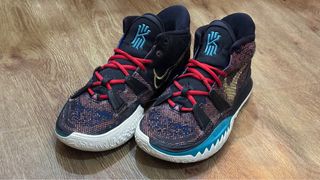 (Kategori: ) berada di . Dikirim oleh kecanduan.sepatu (ID iklan 1372062410, Gambar 1). Deskripsi: .