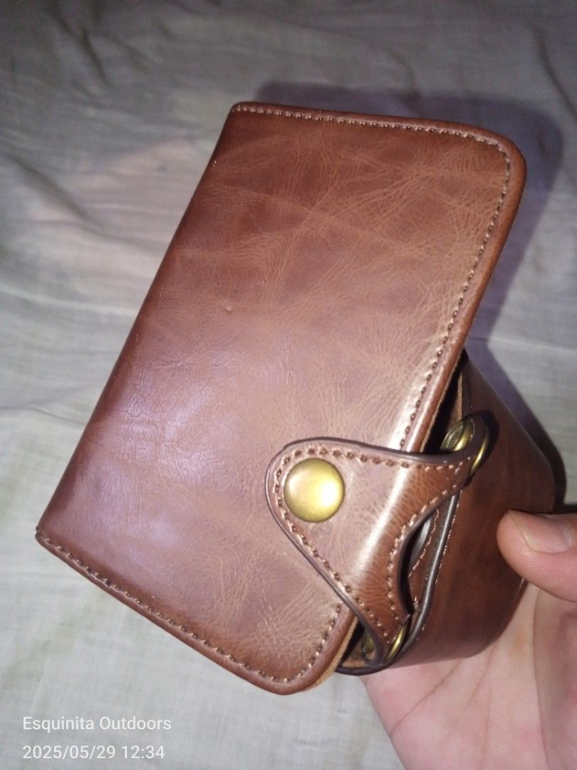 Sony alpha leather case and nikon filter cover case (Category: Other Photography Accessories) located in Cabuyao City. Submitted by khode025 (Listing ID 1371907047, Image 2). Description: sony alpha leather case with issues scratches and dents filter cover case only.