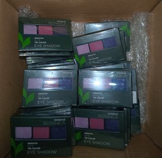 (Kategori: ) berada di . Dikirim oleh beauty_shop04 (ID iklan 1371987778, Gambar 1). Deskripsi: .