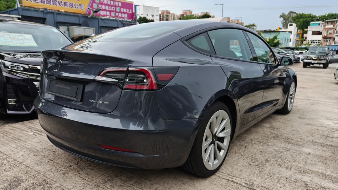 Tesla Model 3  Long Range  Auto62863172683651114