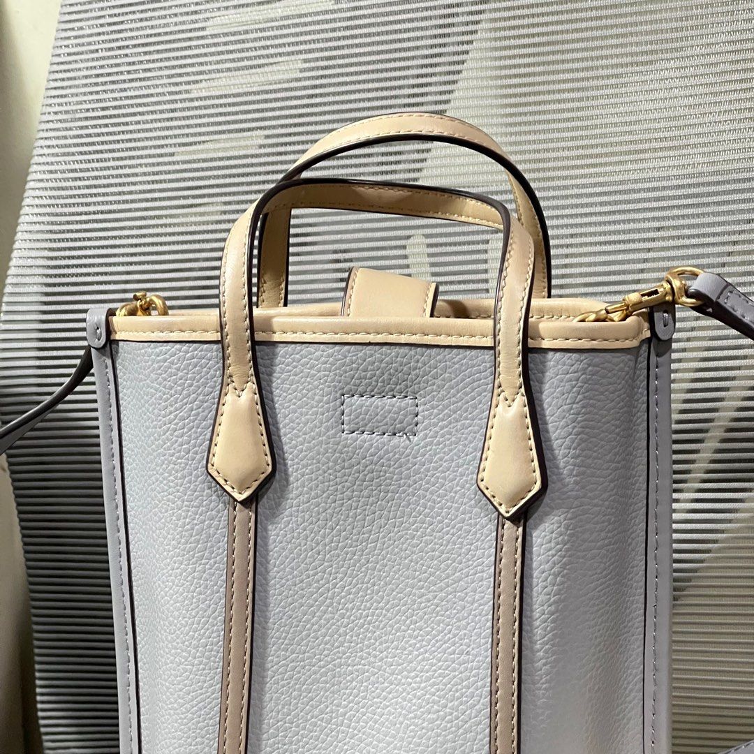 Tory Burch Perry in Bay Gray (Category: Luxury Bags & Wallets) located in Caloocan City. Submitted by paulajoson (Listing ID 1372047212, Image 3). Description: Negotiable Bought in Takashimaya, Osaka Japan last Oct 2023 can’t remember the exact price but approx ₱20k+ .