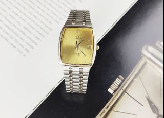 (Category: ) located in . Submitted by ab.authentic.collection (Listing ID 1371951124, Image 1). Description: .