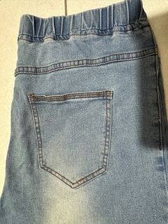 (Category: ) located in . Submitted by nnar89 (Listing ID 1371949052, Image 1). Description: .