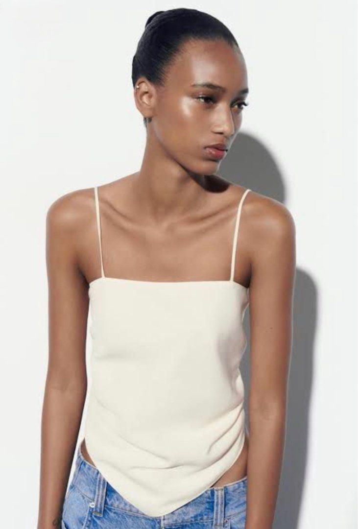 Zara Bandana Top (Category: Sleeveless) located in Makati City. Submitted by jodeclutters (Listing ID 1372028108, Image 1). Description: Used twice Adjustable shoulder straps No flaws RFS: Decluttering MOP: gcash/FT.