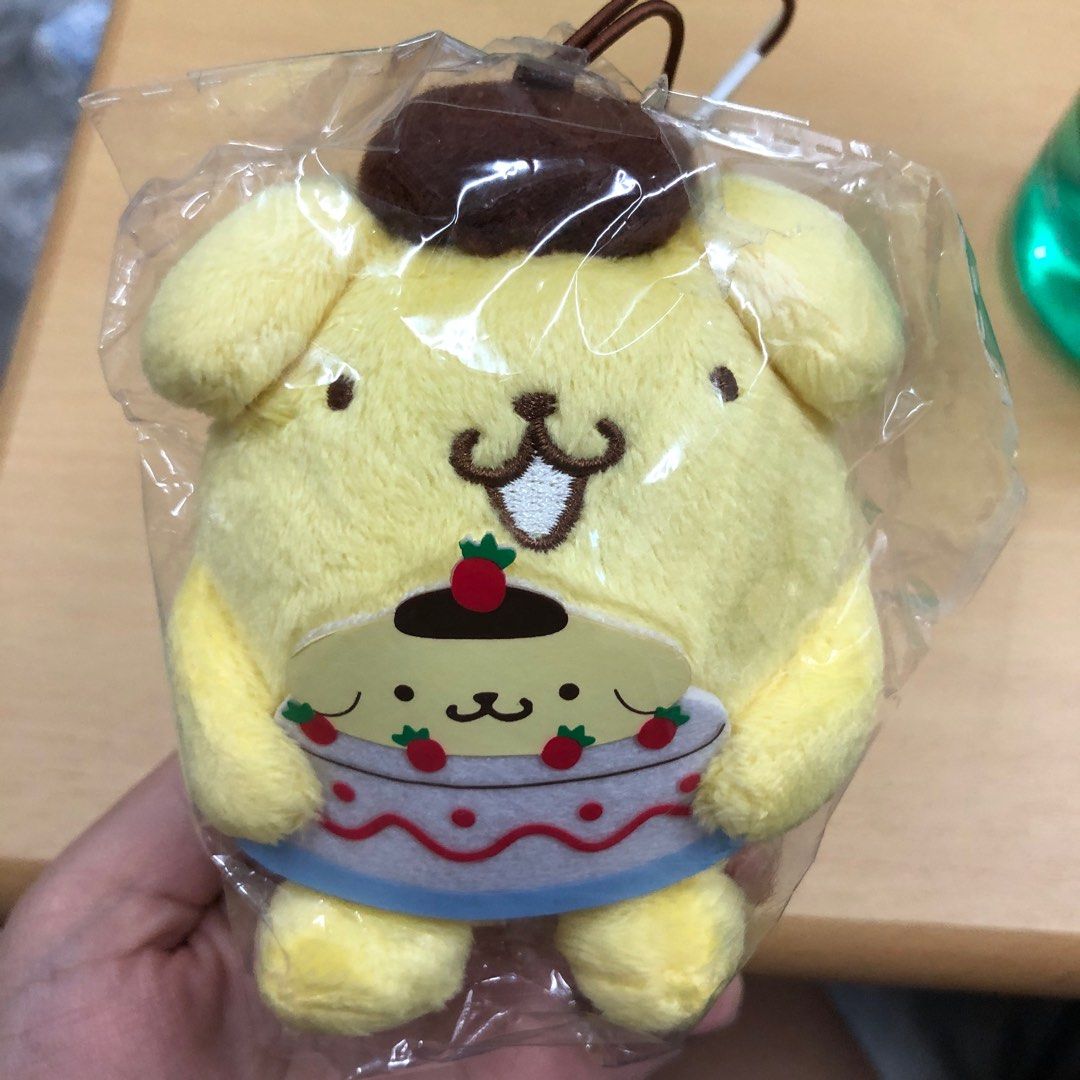 全新有牌有袋，2020年中古景品布甸狗生日蛋糕版布甸狗公仔細size, 興趣及遊戲, 玩具& 遊戲類- Carousell