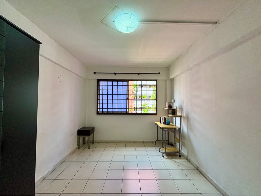 (Category: ) located in . Submitted by waynechuaa (Listing ID 1372163203, Image 1). Description: .