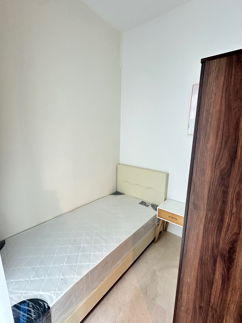 (Category: ) located in . Submitted by cocogang (Listing ID 1372233127, Image 1). Description: .