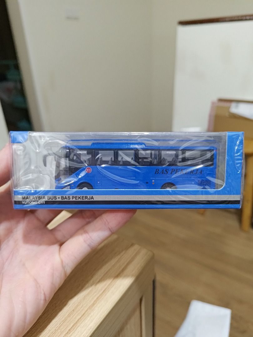 Arielle SG Yutong C11 Bas Pekerja Blue (TMCS 2025 Exclusive), Hobbies ...