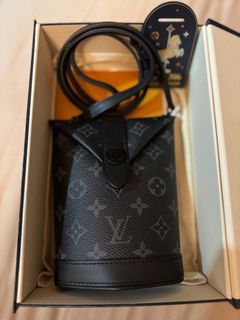 (Category: ) located in . Submitted by breakmyfashion (Listing ID 1372225543, Image 1). Description: .