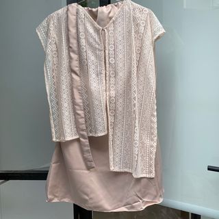 (Kategori: ) berada di . Dikirim oleh kitabongkarlemari (ID iklan 1372178027, Gambar 1). Deskripsi: .