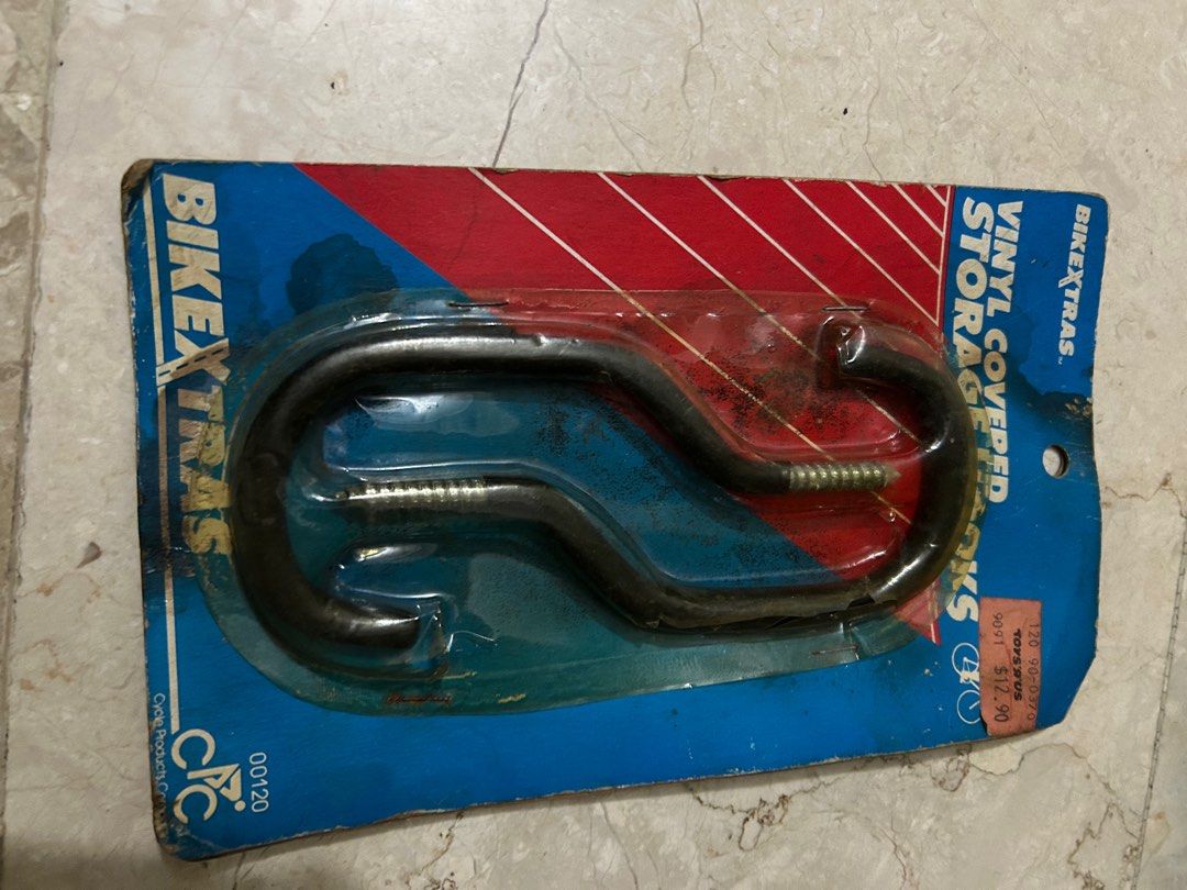 Bike or storage hook 🪝 (Category: Announcements) located in San Juan City. Submitted by HannaRuby (Listing ID 1372199164, Image 1). Description: Brand new fr US MADE IN TAIWAN.