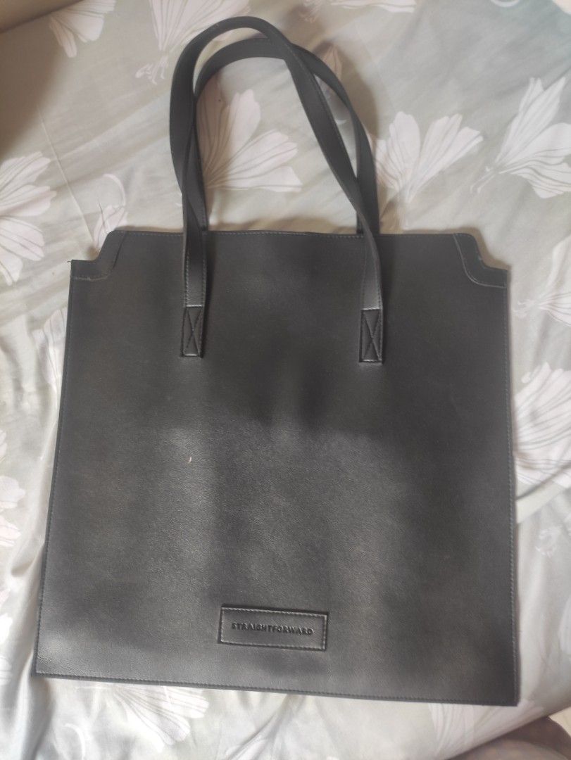 SOLD ❗Bundle bags (Tote bag + small backpack) (Category: Tote Bags) located in Vintar. Submitted by layla.ly (Listing ID 1372121879, Image 3). Description: Can get to pick one when you purchase 500 and up from my listings large tote bag bought from straightforward small backpack.