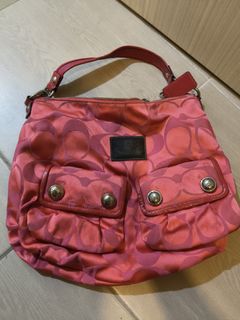(Kategori: ) berada di . Dikirim oleh nana_preloved7 (ID iklan 1372206472, Gambar 1). Deskripsi: .