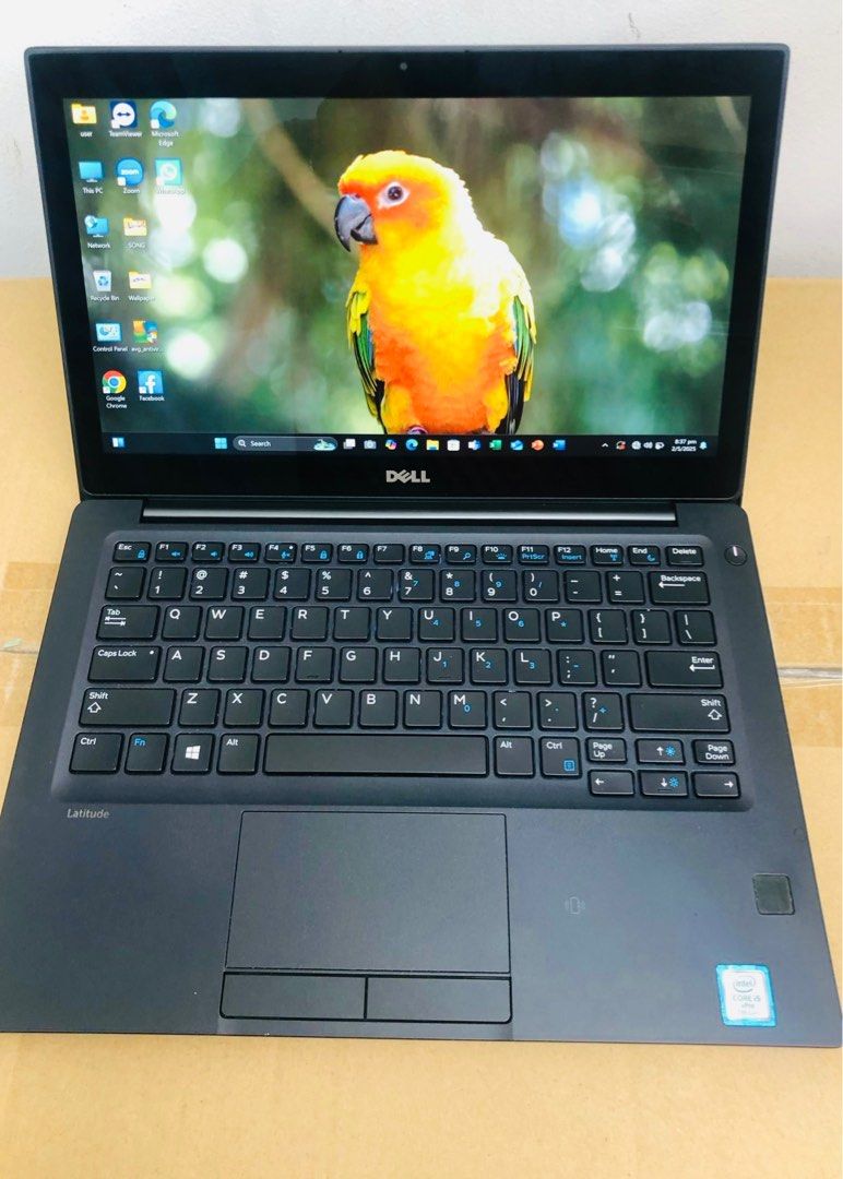 Dell Latitude 7280 Touchscreen Laptop | i5 7th Gen | 256GB SSD /16GB RAM | Win 11 Pro | FREE Bag & Mouse Perfect for students, professionals, and everyday use — compact, durable, and feature-rich (Category: Laptops & Notebooks) located in Singapore. Submitted by khandoker_ramisa (Listing ID 1372112700, Image 1). Description: Dell Latitude 7280 Touchscreen Laptop – Compact, Powerful & Ready to Go! Specifications: • Model: Dell Latitude 7280 • Proc