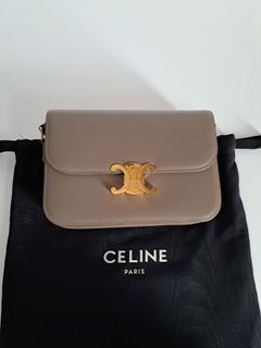 (Kategori: ) berada di . Dikirim oleh 5stuff4sale (ID iklan 1372158278, Gambar 1). Deskripsi: .