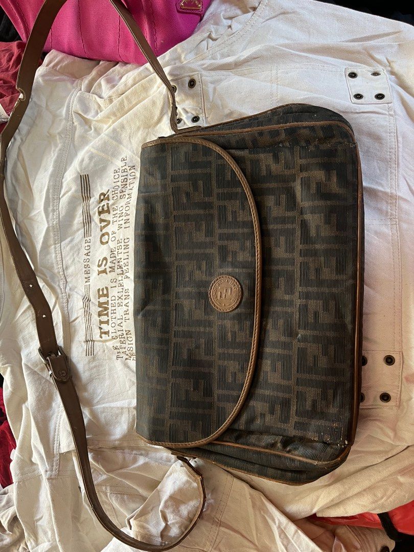 Fendi slingbag vintage project (Category: Luxury Bags & Wallets) located in Zamboanga. Submitted by alterramz08 (Listing ID 1372182533, Image 1). Description: Fendi vintage project Good condition Kayo na magpa ayos Price : 2,000.