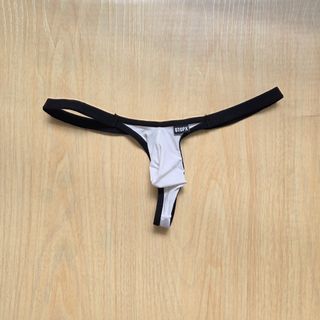 (Category: ) located in . Submitted by whitehotforever99 (Listing ID 1372202505, Image 1). Description: .