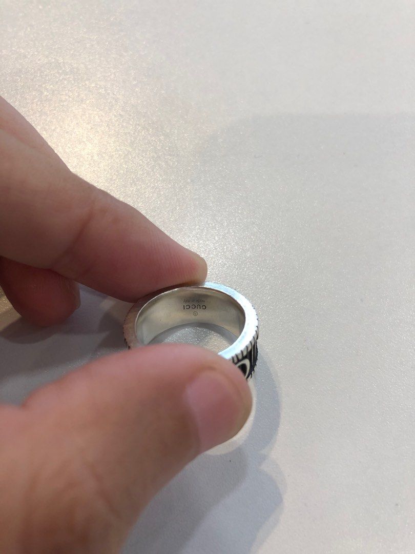 Gucci ring (Category: Accessories) located in Kuala Lumpur. Submitted by amir_pero89 (Listing ID 1372129455, Image 3). Description: Gucci ring original..size 10..beli kat butik gucci trx..berminat pm✌🏻.