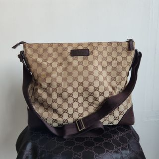 (Category: ) located in . Submitted by shopsundayx (Listing ID 1372128310, Image 1). Description: .