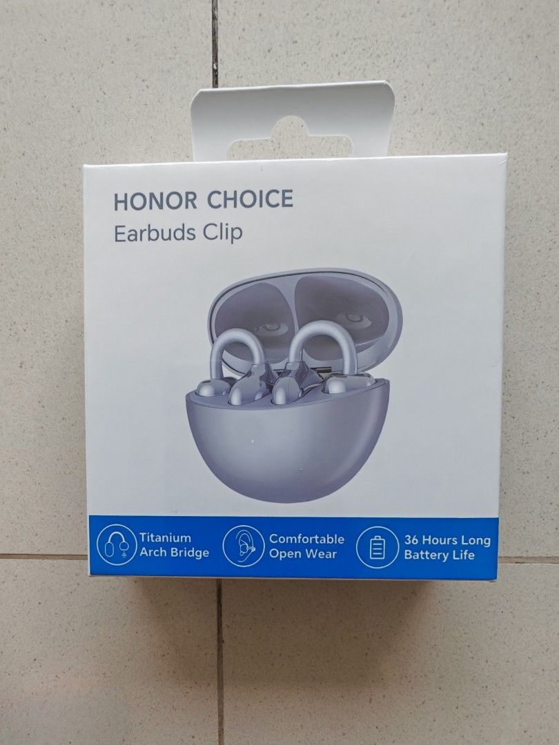 Honor choice Earbuds clips purple (Category: Headphones & Headsets) located in Singapore. Submitted by ting113488 (Listing ID 1371744380, Image 2). Description: Brand new seal box honour choice earbuds clips for sale deal at blk 115c yishun ring road or blk 494h tampines street 45 Singapore 528494 price is fixed don't low ball deal..