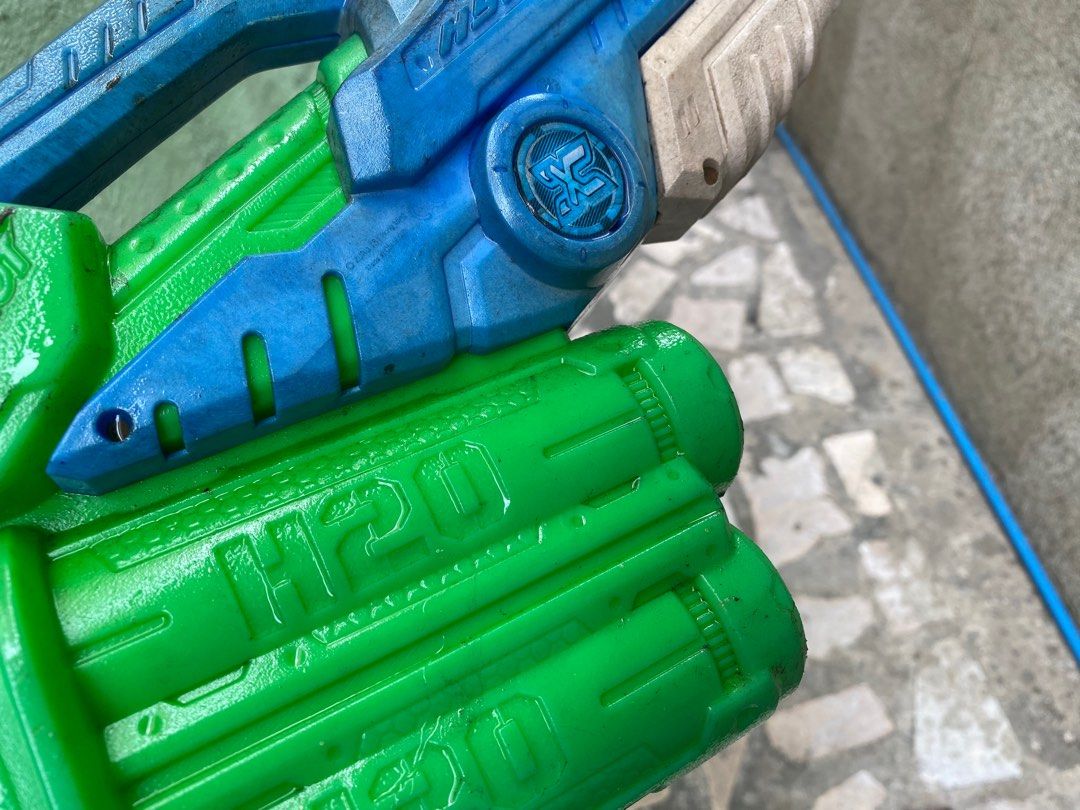 Hydro xshot watergun xl size (Category: Action & Battle Toys) located in Manila. Submitted by eileensshoponlineshop (Listing ID 1372101938, Image 3). Description: .