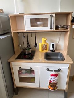 (Category: ) located in . Submitted by smomlife (Listing ID 1372133190, Image 1). Description: .