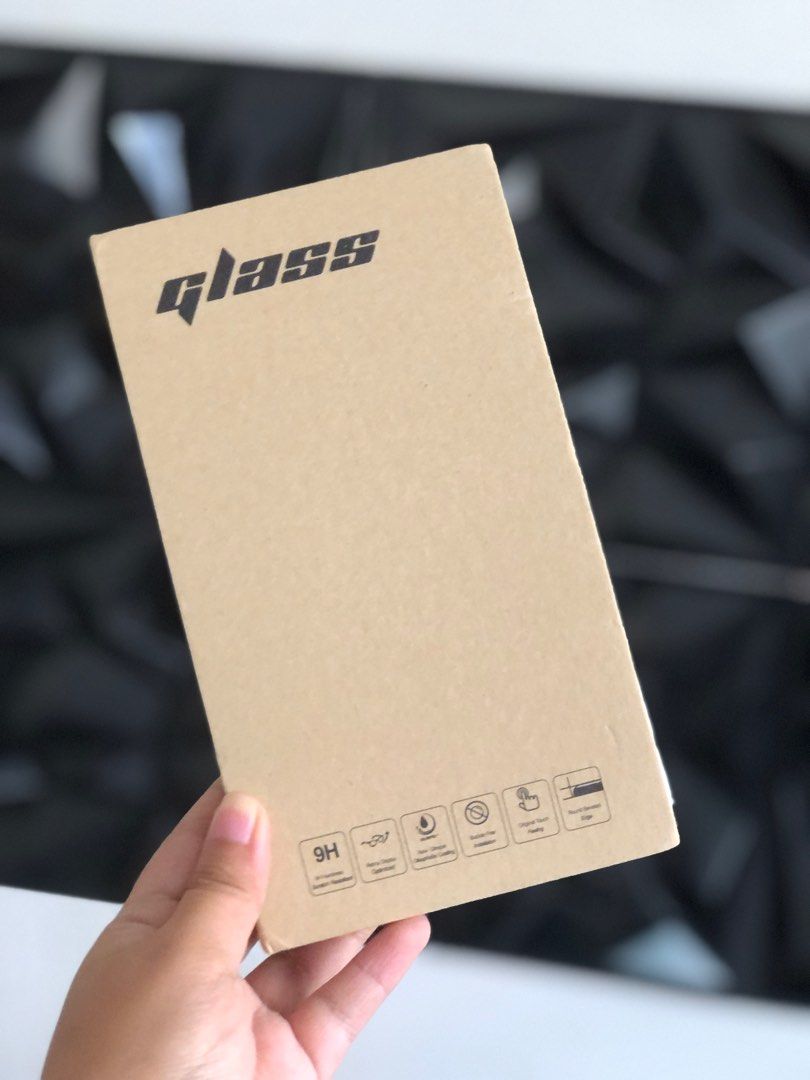 iphone 15 clear case and 4 tempered glass (Category: Cases & Sleeves) located in Mabalacat. Submitted by littlenookkkkk (Listing ID 1372143825, Image 3). Description: Never used .