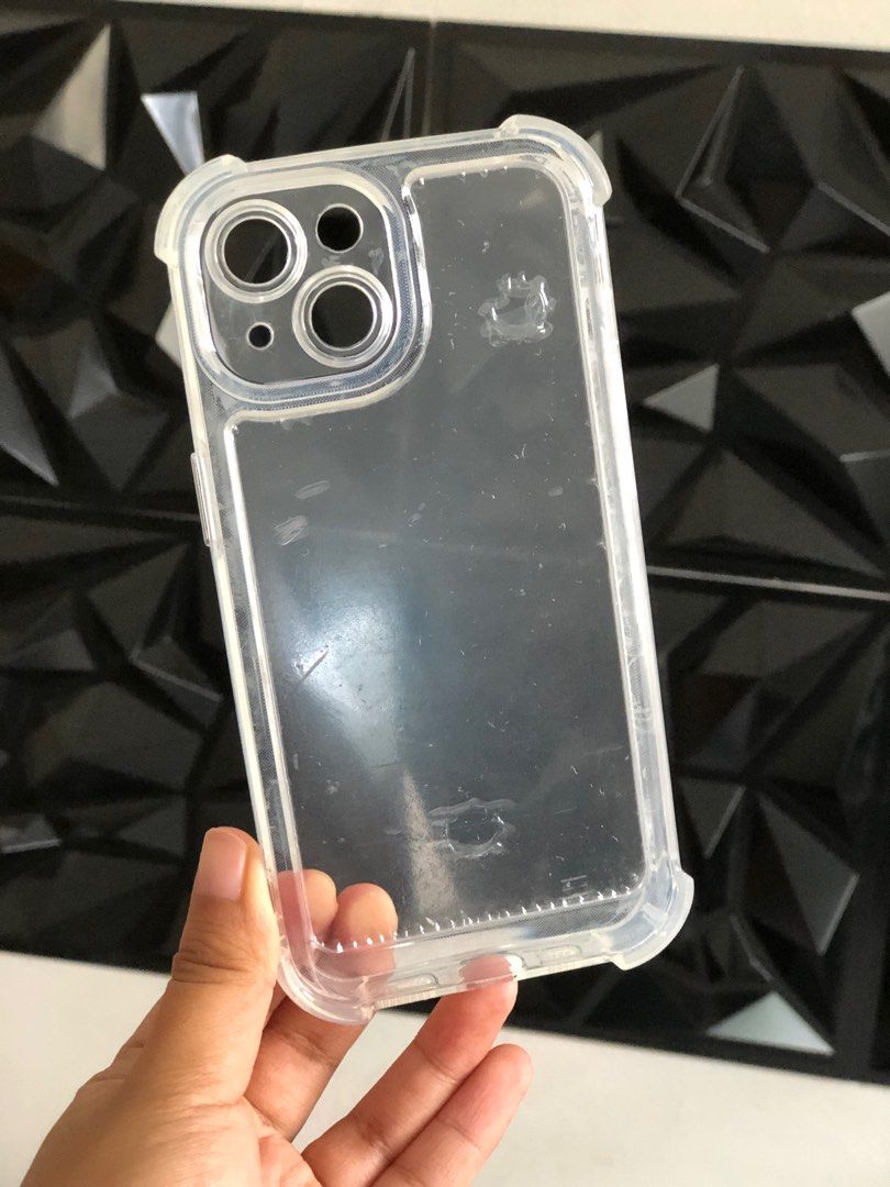 iphone 15 clear case and 4 tempered glass (Category: Cases & Sleeves) located in Mabalacat. Submitted by littlenookkkkk (Listing ID 1372143825, Image 2). Description: Never used .