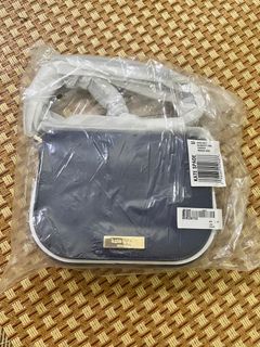 （分類：）位於 。 由 soooofei 提交（商品編號 1372104643，圖片 1）。簡介： 。