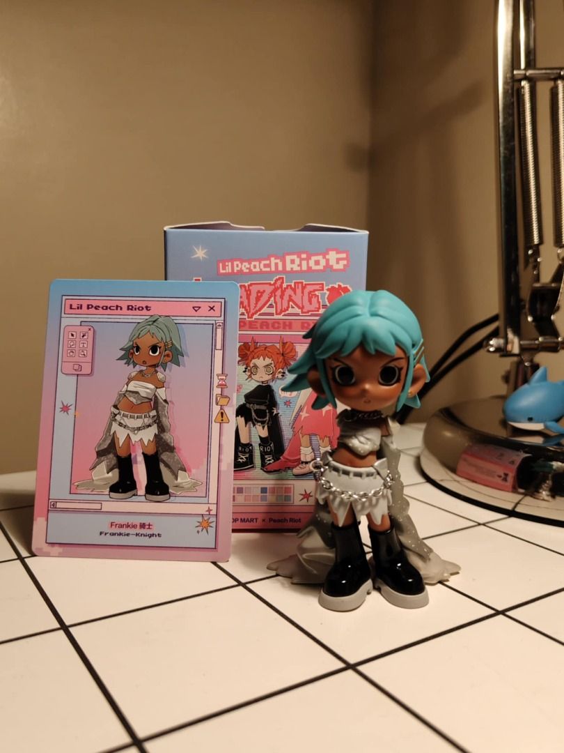 Lil' Peach Riot Frankie (Category: Designer & Blind Box Toys) located in Baguio. Submitted by bobafatph (Listing ID 1372191434, Image 1). Description: Location: Baguio City Shipping: J&T Payment: Gcash/Bank Unsealed from foil wrapper I ship out on weekdays.