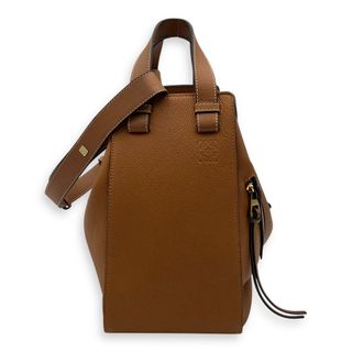 (Category: ) located in . Submitted by carousellluxury (Listing ID 1372166056, Image 1). Description: .
